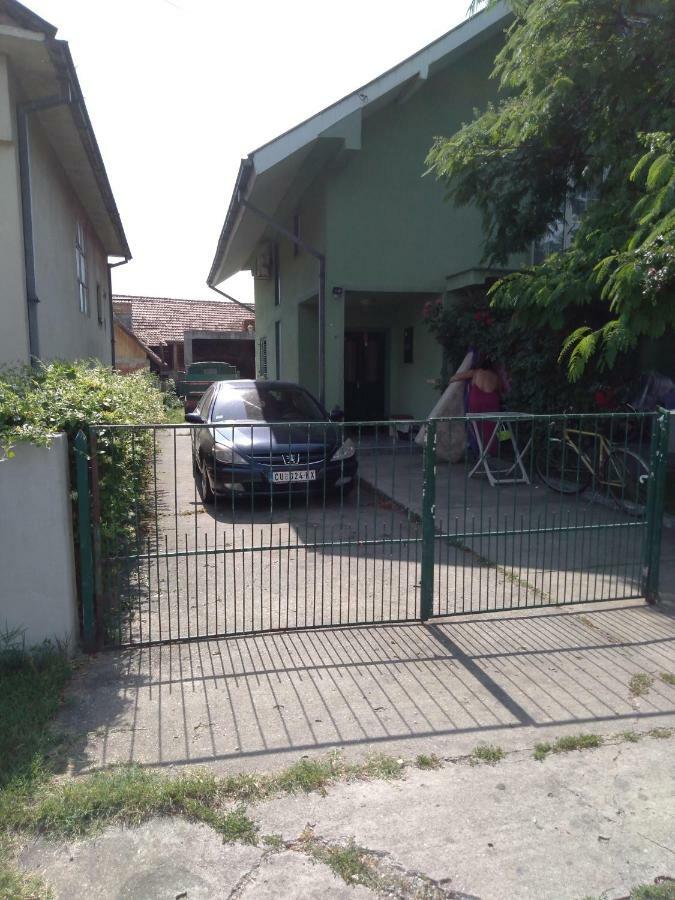 Sunce Bed & Breakfast Ćuprija Екстериор снимка